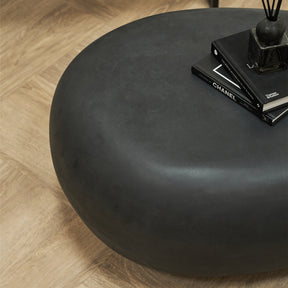 Detail shot of Minimal Onyx Pebble Coffee Table Large texture