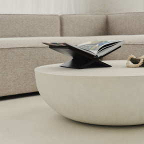 Enzo - Large Minimal Concrete Round Coffee Table