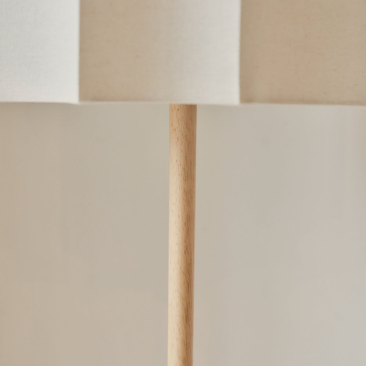 Esme - Light Wood Inverted Scallop Shade Floor Lamp