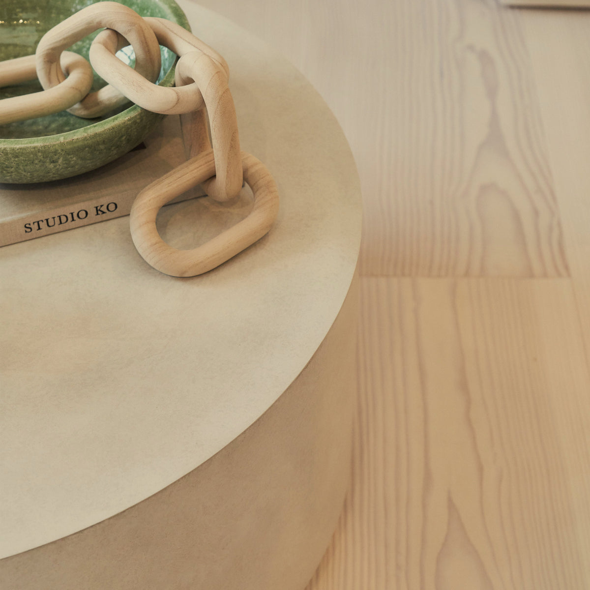 Luciana - Concrete Round Coffee Table