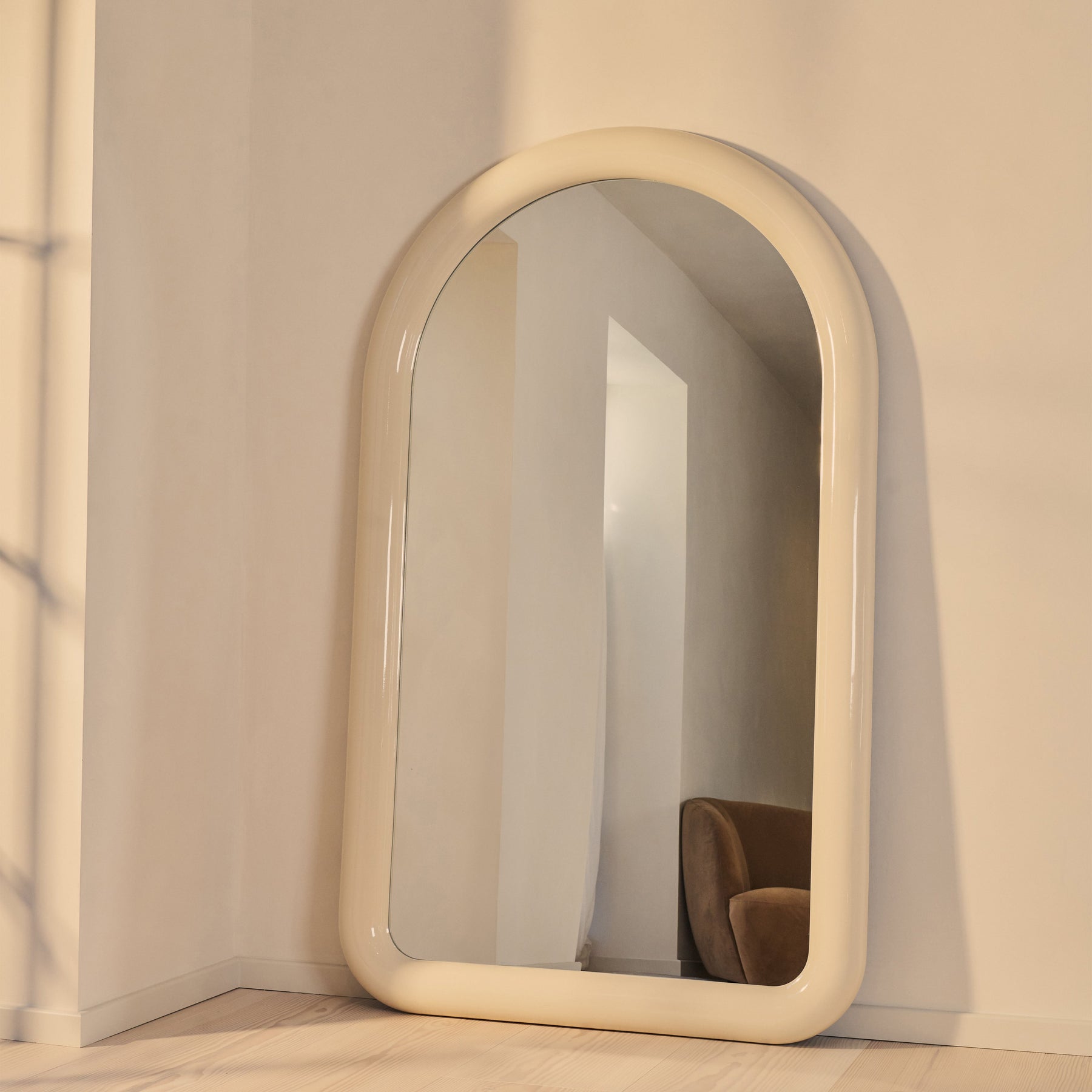 Obsidian - Full Length Arched Ivory Gloss Extra Large Mirror 200cm x 120cm