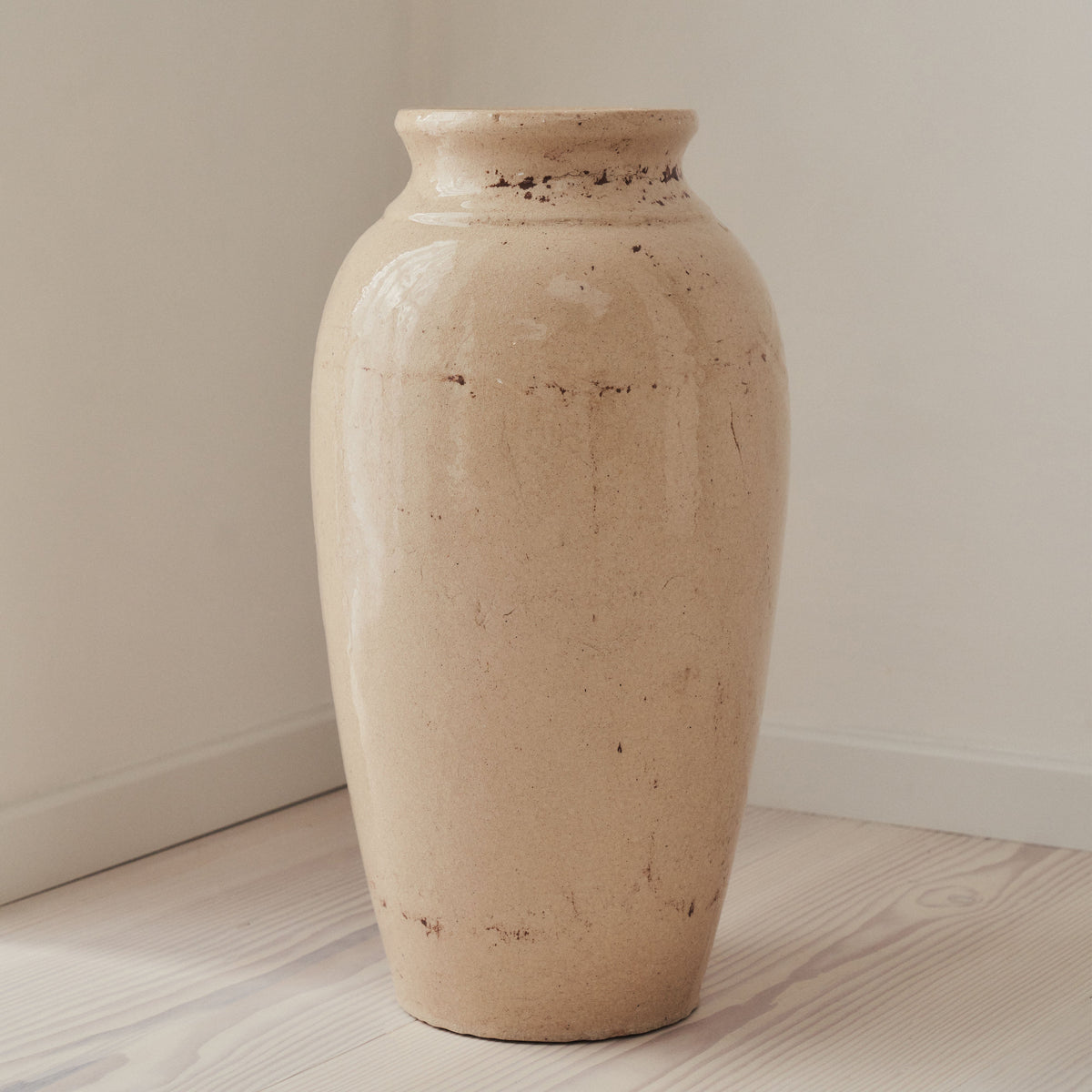 Cadira - Large Beige Gloss Ceramic Vase